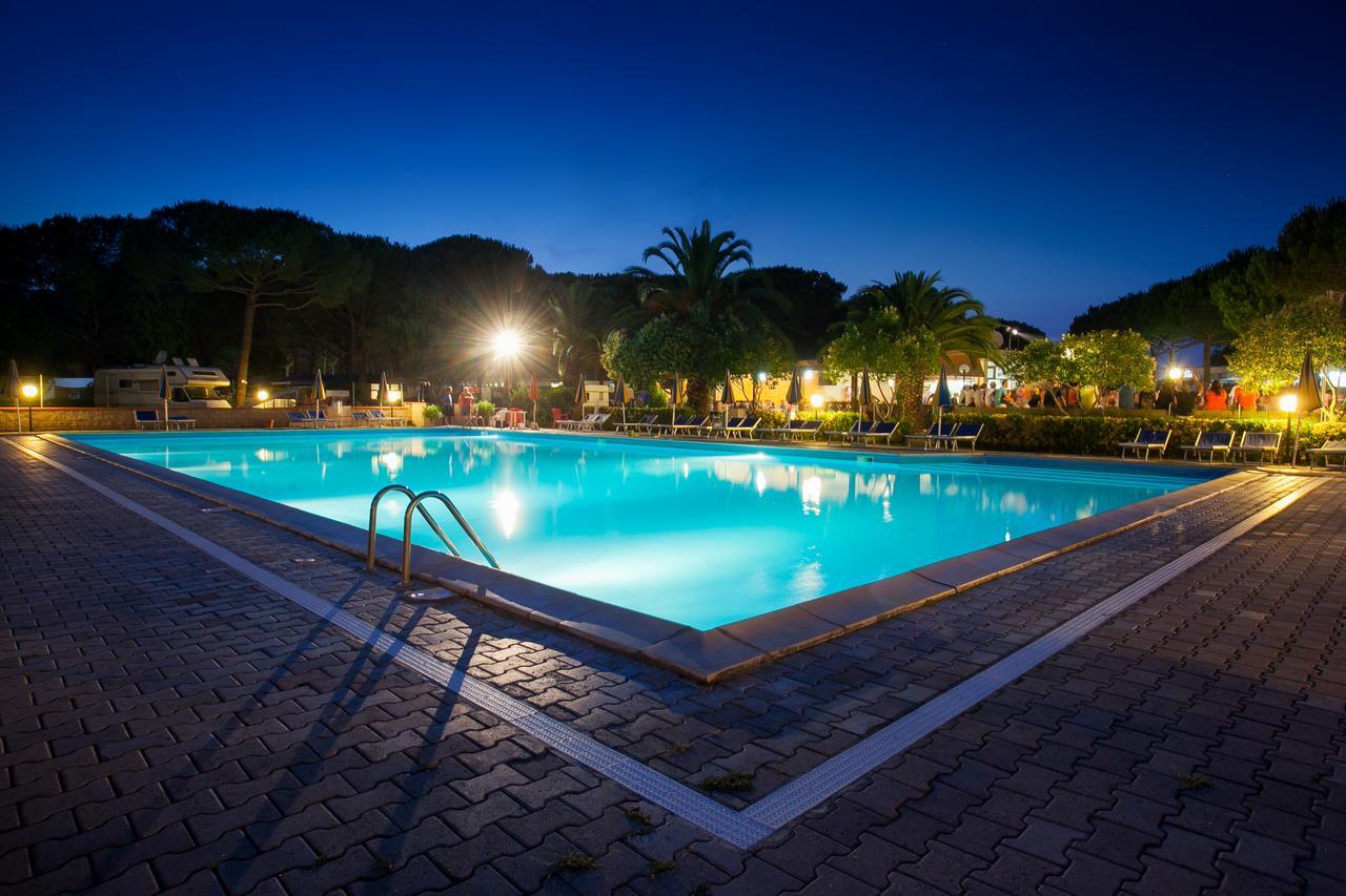 Mareblu Parco vacanze Marina di Cecina露营村